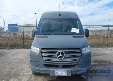 2019 Mercedes-Benz Sprinter 2500 High Roof V6 z USA, uszkodzony, nr VIN WD4PF1CD9KP134877